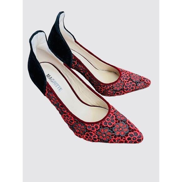 NEW MAGRITTE Women’s 6/6.5 Red Black Lace Pump - Picture 1 of 7